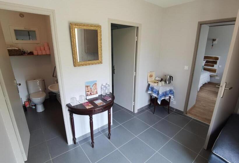 Номер Стандарт, Les Hauts De Grazac, Chambres Et Tables D Hôtes