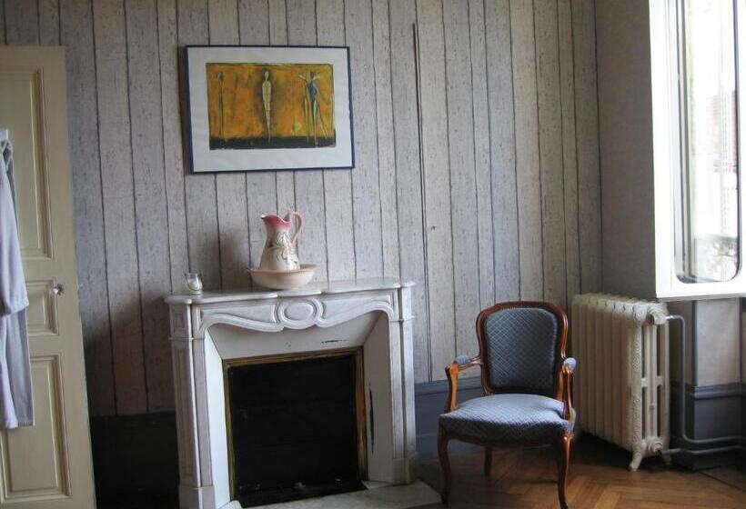 Номер Стандарт Вид на Сад, Manoir De La Saône