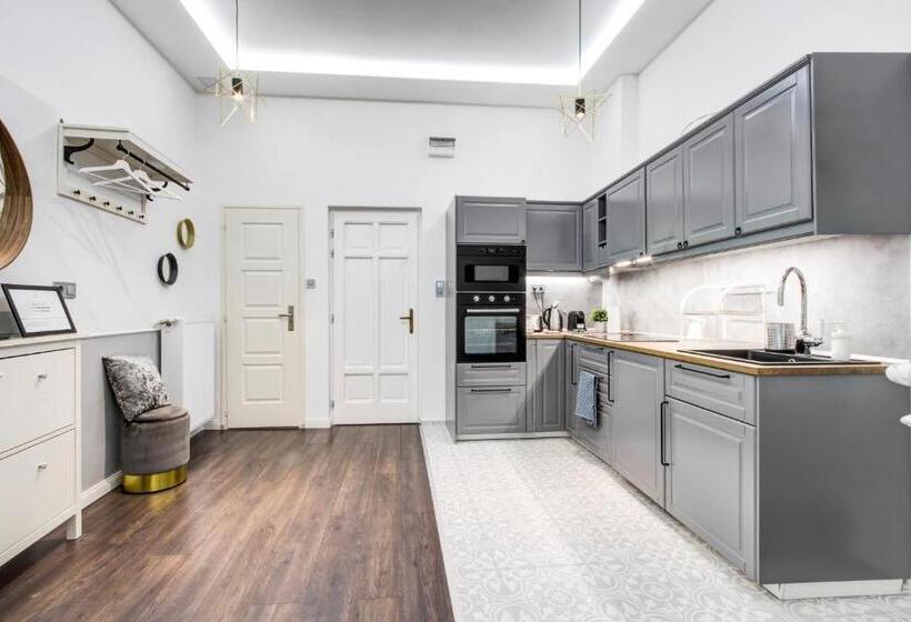 آپارتمان لوکس 1 خوابه, Rp1 Apartment