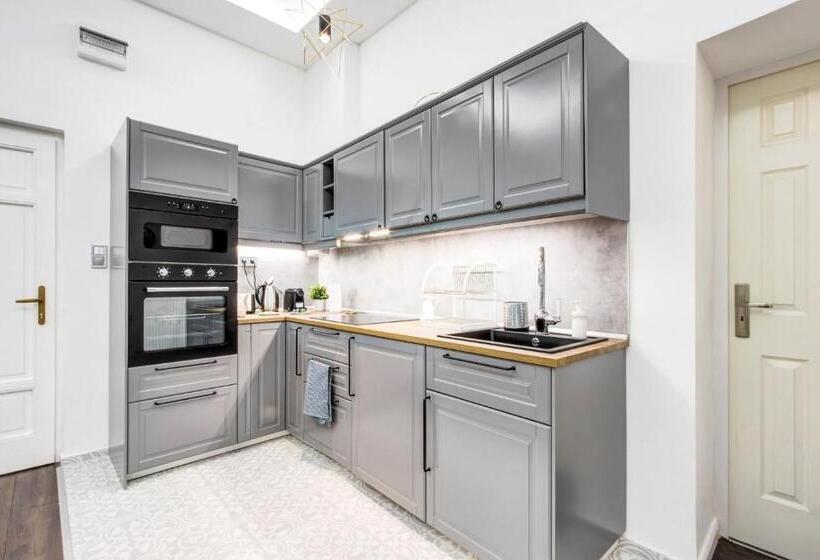 آپارتمان لوکس 1 خوابه, Rp1 Apartment