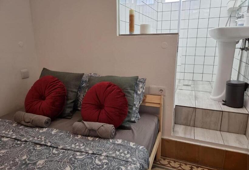 اتاق استاندارد, Dream Days Guesthouse