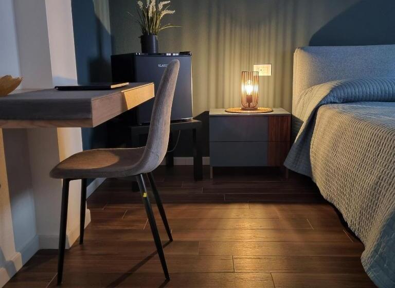 디럭스 룸, 3 Mura Rooms