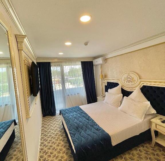 اتاق استاندارد با چشم‌انداز باغ, Grand Hotel Caraiman