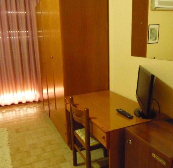 اتاق استاندارد سه نفره, Agathae Hotel & Residence