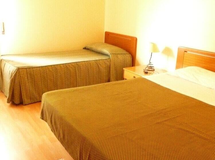 غرفة قياسية ثلاثية, Agathae Hotel & Residence
