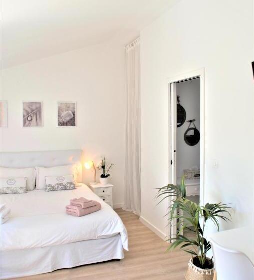 Четырехместный номер Премиум, Chambre D Hôtes De Charme Merbleuesoleil