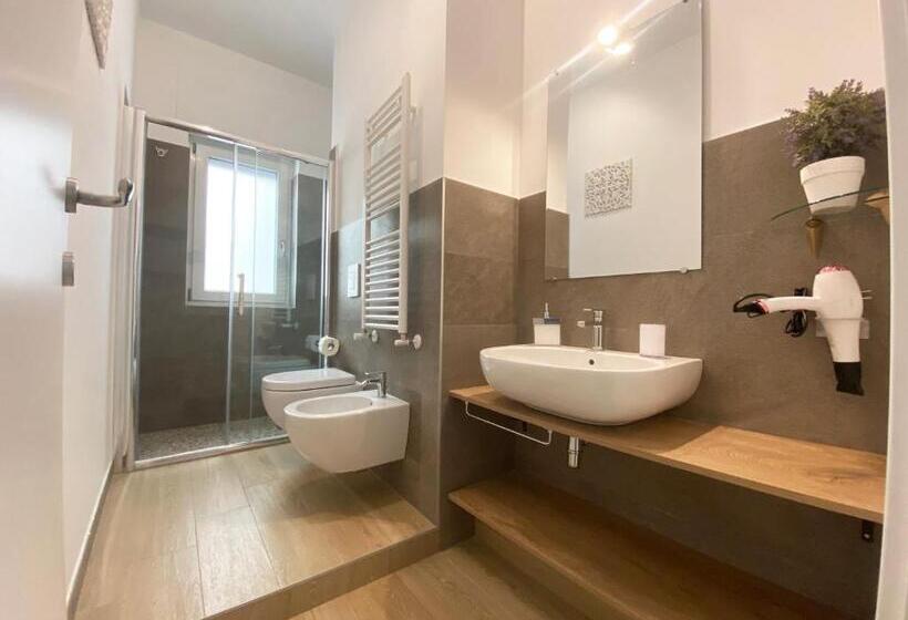 اتاق راحتی سه تخته, Barirooms   Carulli Suites