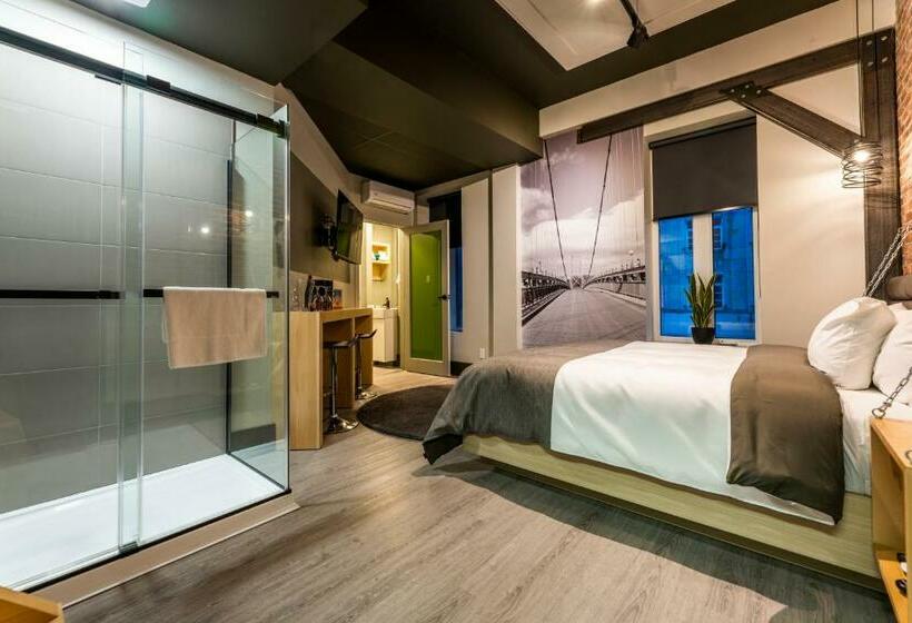 デラックスルーム, La Suite Hébergements