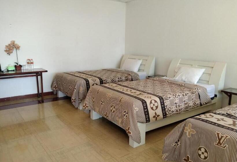 Трехместный Номер Стандарт Вид на Сад, Blessing Hills Family Resort &