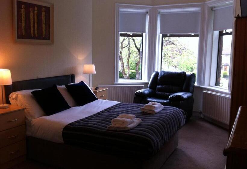 اتاق استاندارد سه نفره, Ashling House Serviced Accommodation