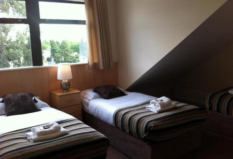 اتاق استاندارد سه نفره, Ashling House Serviced Accommodation