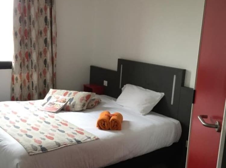 Номер Стандарт, Kyriad Direct La Rochelle Aytré