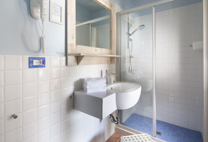 Triple Room Sea View, Lamorosa