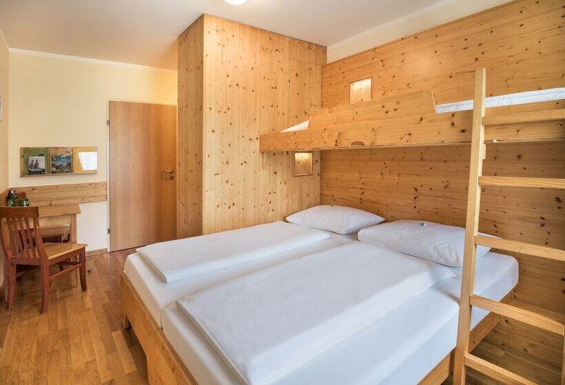 Номер Стандарт Трехместный, Jufa Hotel Bad Aussee