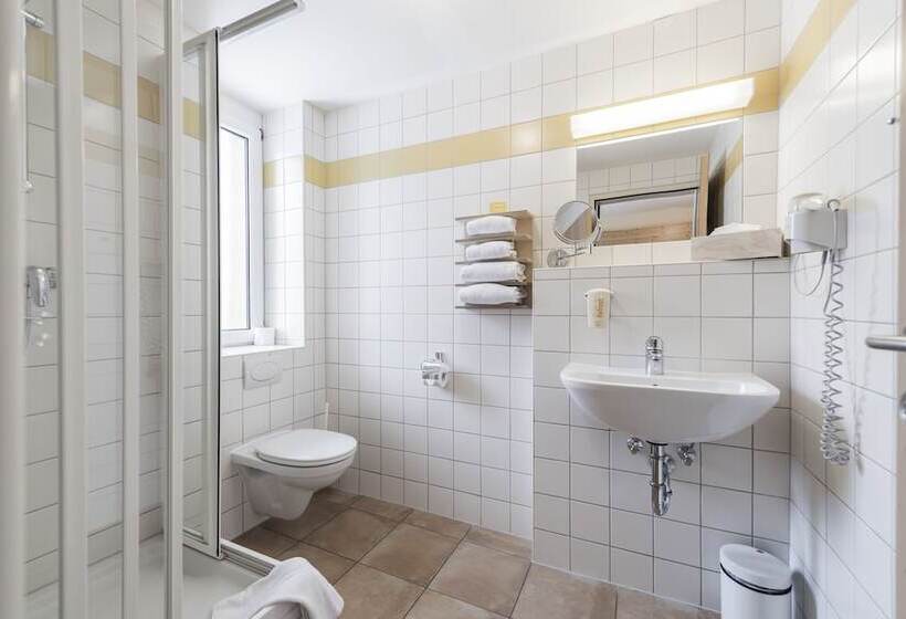 Апартаменты 2 Спальни, Jufa Hotel Bad Aussee