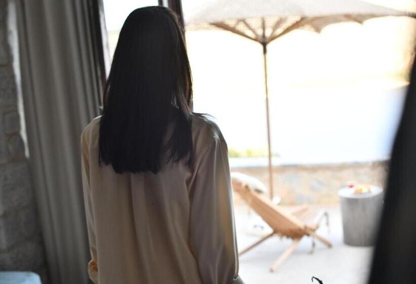 Полулюкс, Petra & Fos Boutique Hotel & Spa