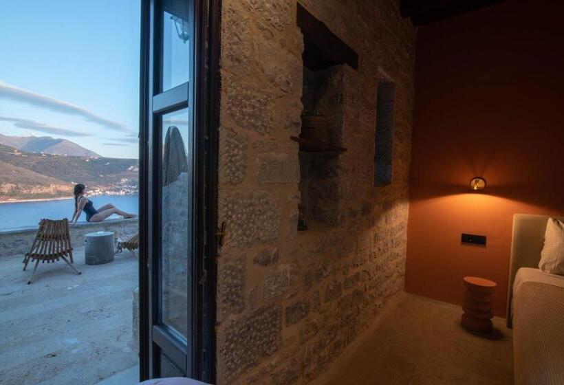 Номер Executive, Petra & Fos Boutique Hotel & Spa
