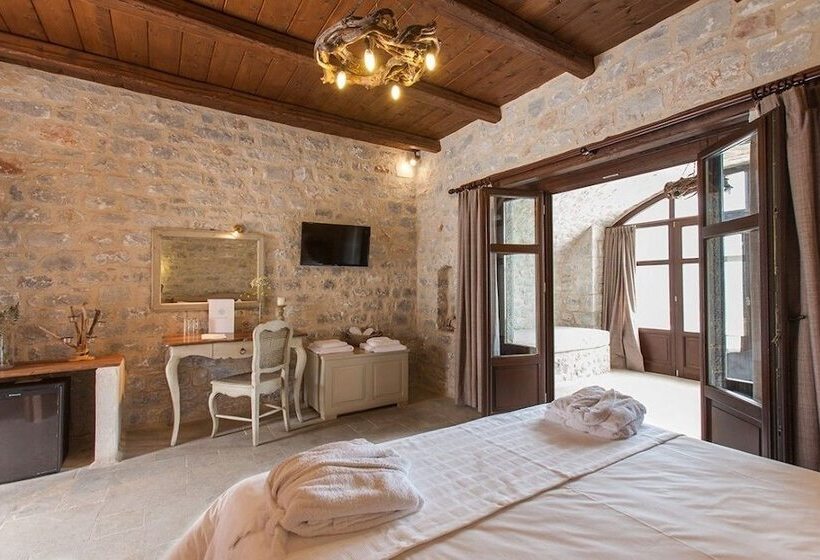 Полулюкс, Petra & Fos Boutique Hotel & Spa