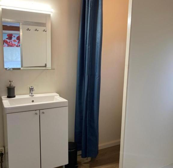 منزل غرفة نوم واحدة, B&b Zunderdorp