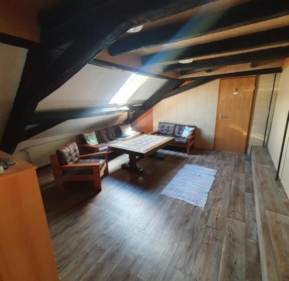 Апартаменты 3 Спальни, Gästehaus Weißes Lamm   Monteurzimmer