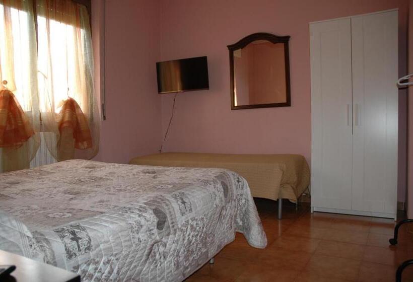 스탠다드 트리플 룸, B&b Villa Carolina