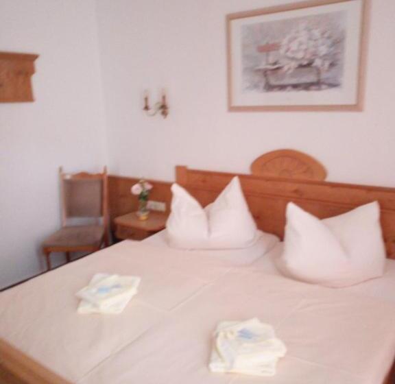 Quarto Estandar, Cafe Zur Talsperre