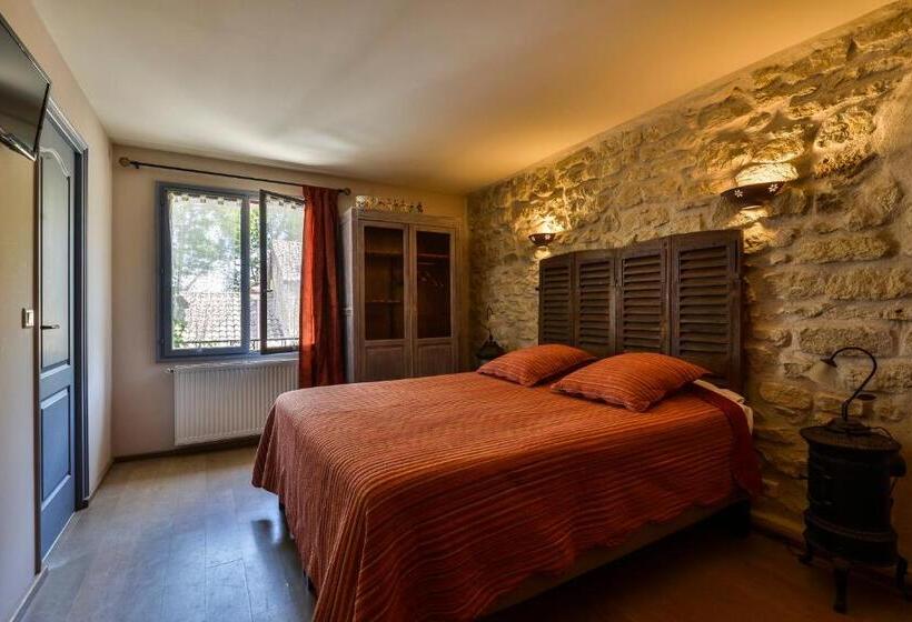 带大床的标准间, Hôtel Mas Vidau Porte Des Alpilles