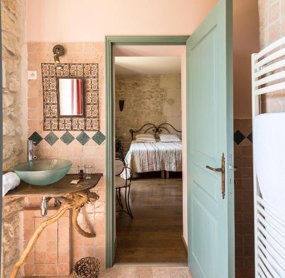 Номер Стандарт Вид на Бассейн, Hôtel Mas Vidau Porte Des Alpilles
