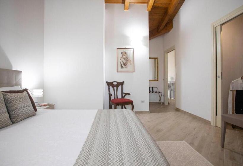 Suite with Terrace, Irilor Luxury B&b