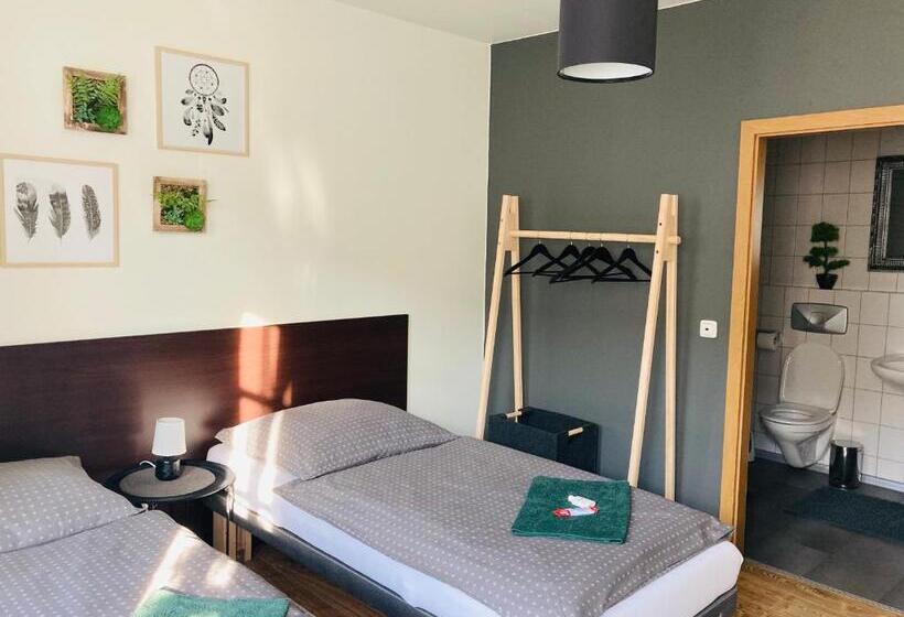 Номер Стандарт, Caffe Boulevard Penzion