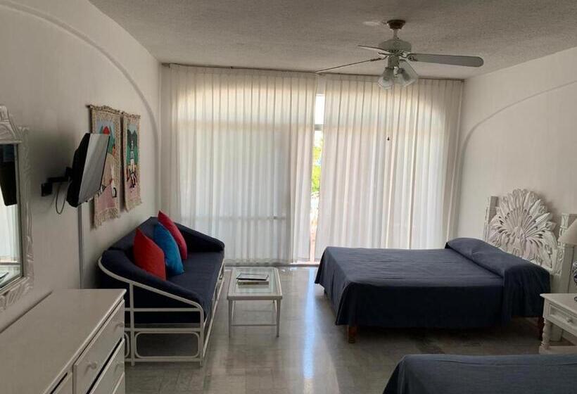 اتاق لوکس با چشم‌انداز دریا, Rento Departamento Frente A La Playa