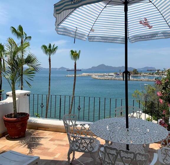 اتاق لوکس با چشم‌انداز دریا, Rento Departamento Frente A La Playa