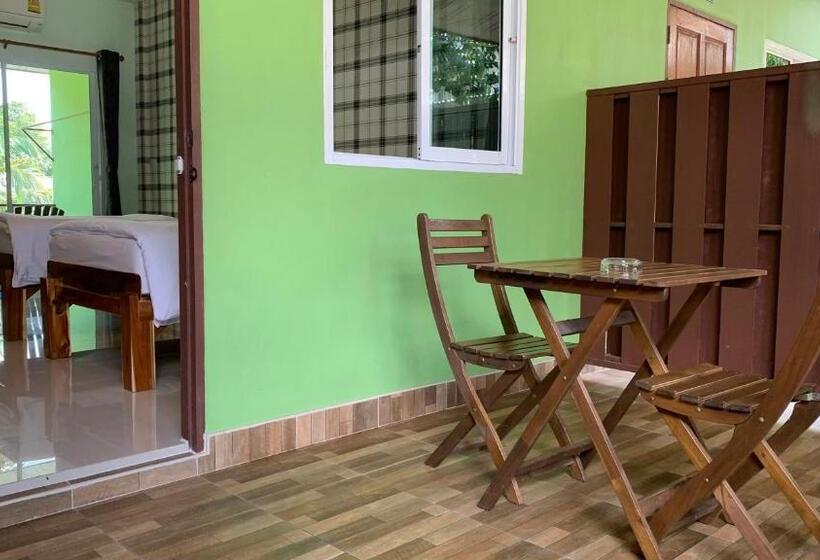 اتاق استاندارد, Naisang Hostel