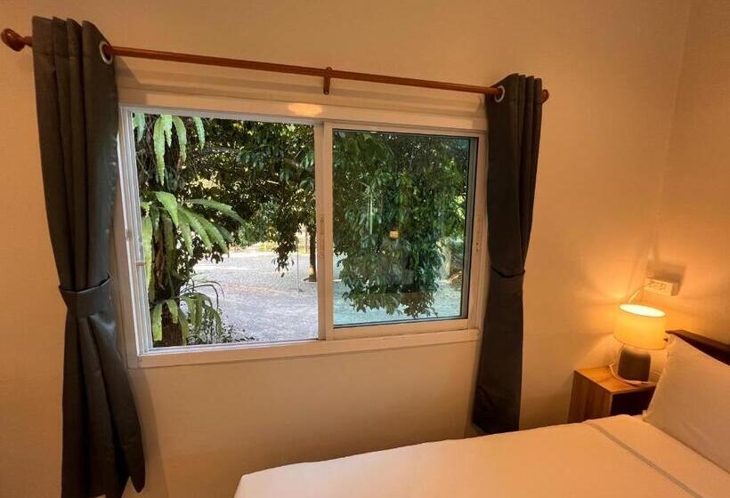 ویلای 1 خوابه, Naisang Hostel