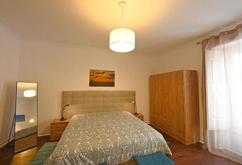 Апартаменты 2 Спальни, Matriz Guest House