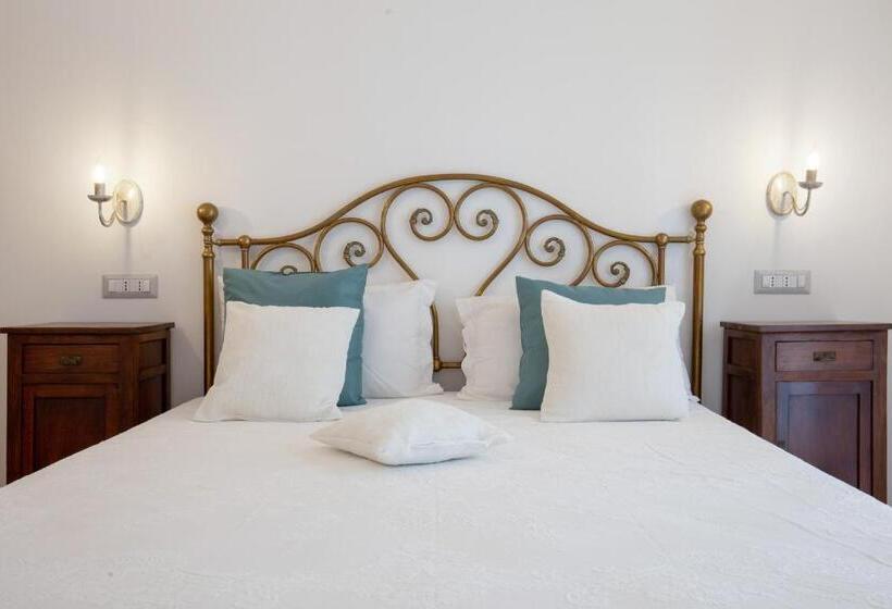 اتاق استاندارد چهار تخته, Villa Le Murelle