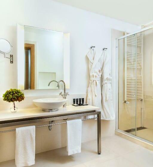 اتاق سوپریور با چشم‌انداز کوهستان, Grand Hotel Alassio Beach & Spa Resort