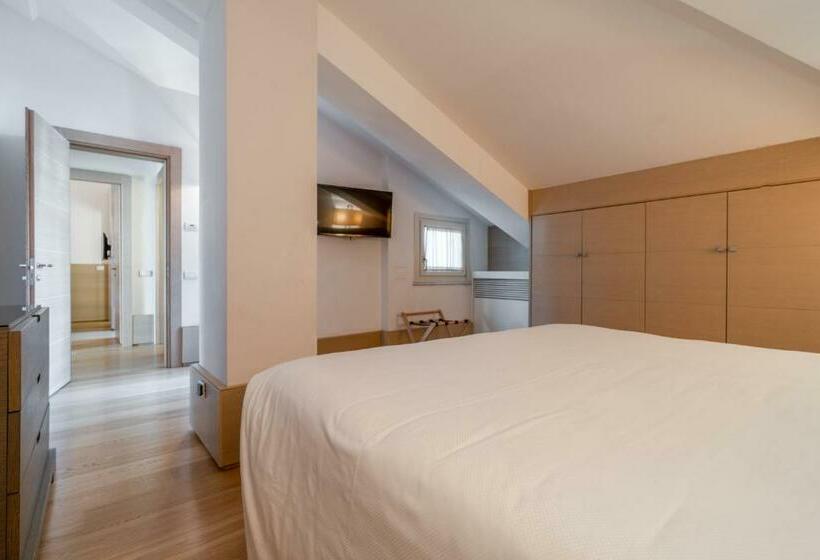 سوئیت پنت هاوس, Grand Hotel Alassio Beach & Spa Resort