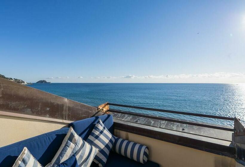 سوئیت پنت هاوس, Grand Hotel Alassio Beach & Spa Resort