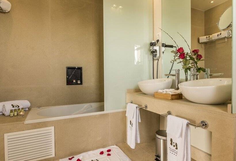 Junior Suite z Tarasem, Balcon De Cordoba