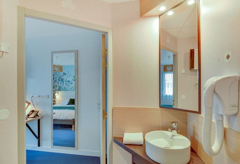 Семейный Номер, Brit Hotel Au Pays De Vitré