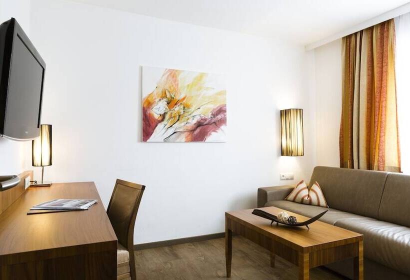 Quarto Estandar, Kapeller Innsbruck