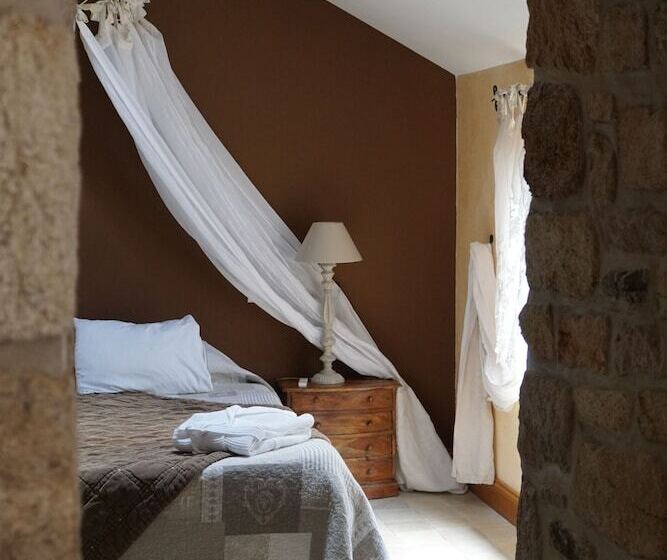 Номер Комфорт, Manoir Des Douets Fleuris