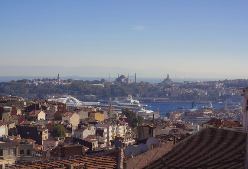 Suite Sea View, Taksim Prelude