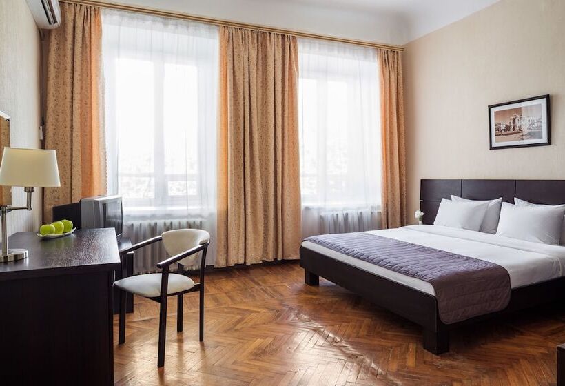 اتاق استاندارد, Tsentralnaya Hotel
