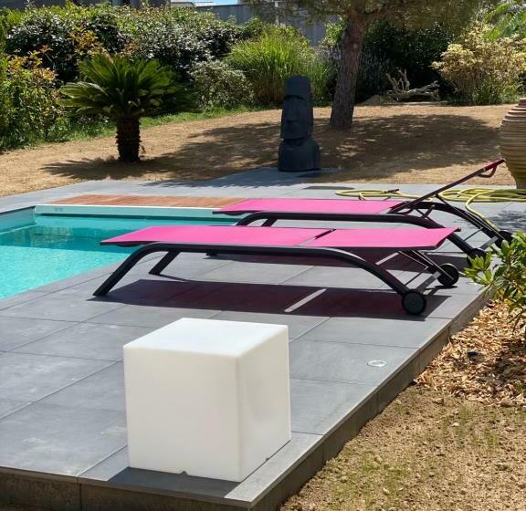 اتاق استاندارد با تخت بزرگ, Les Evens La Baule