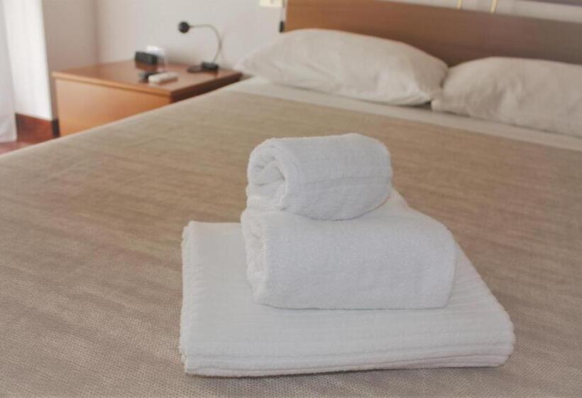اتاق لوکس با بالکن, Maruru B & B Dell Arte