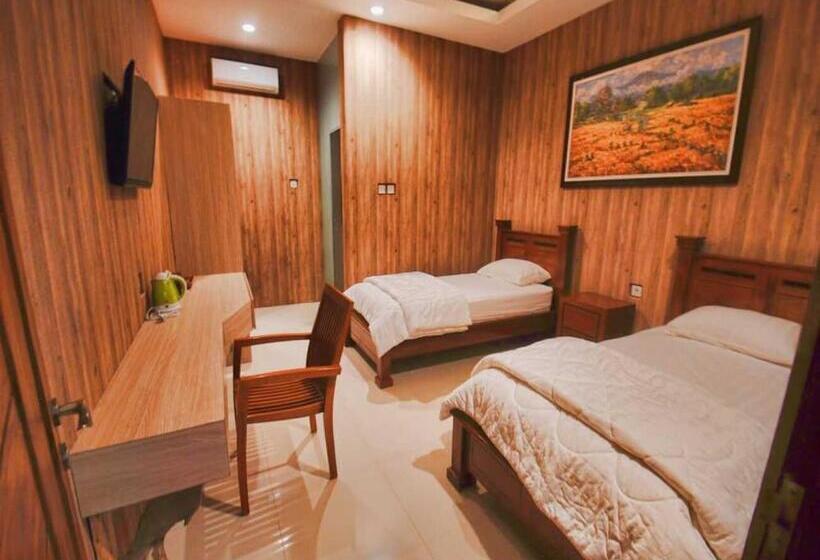 Номер Deluxe, Omah Joglo Semarang