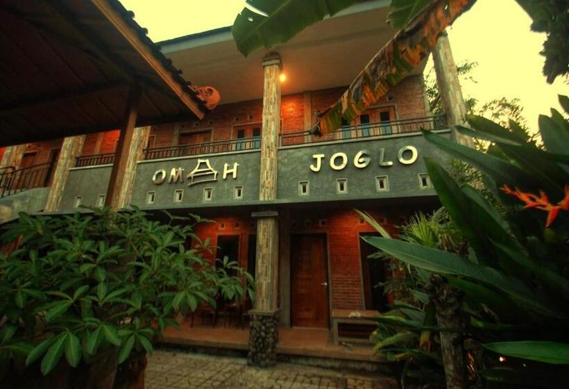 Семейный Номер, Omah Joglo Semarang