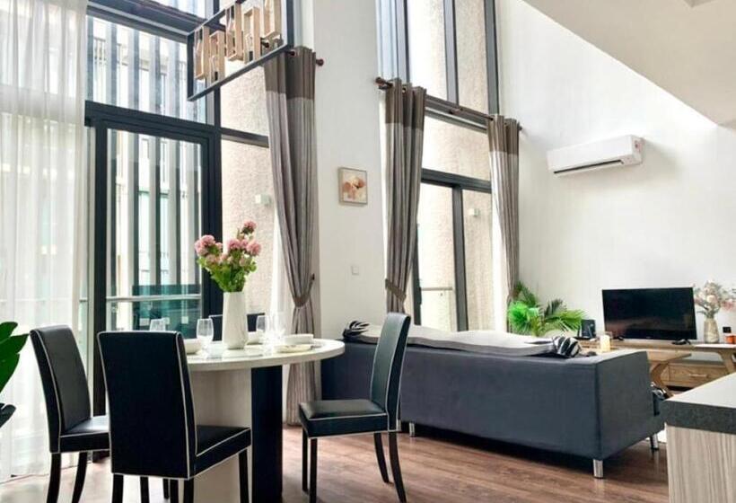 آپارتمان 1 خوابه با چشم‌انداز استخر, My Misto Homestay, Riverson Soho